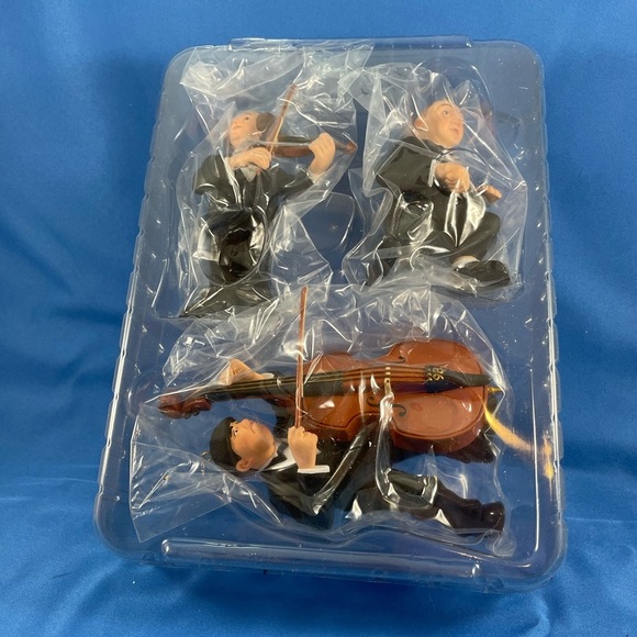 NWT 1998 Hallmark Keepsake The Three Stooges Larry, Moe, and Curly ornaments - Picture 8 of 14